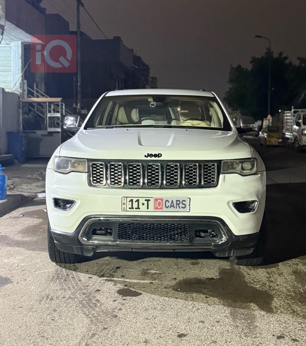 جیپ گراند شیرۆکی